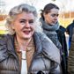 Tineke Færch, enke efter Stener Færch, der var med til at opbygge familiens tobakseventyr, har været omdrejningspunkt for meget af balladen i Færch-familien. Tineke har gentagne gange langet ud efter familieoverhovedet Lone Færchs del af familien.
