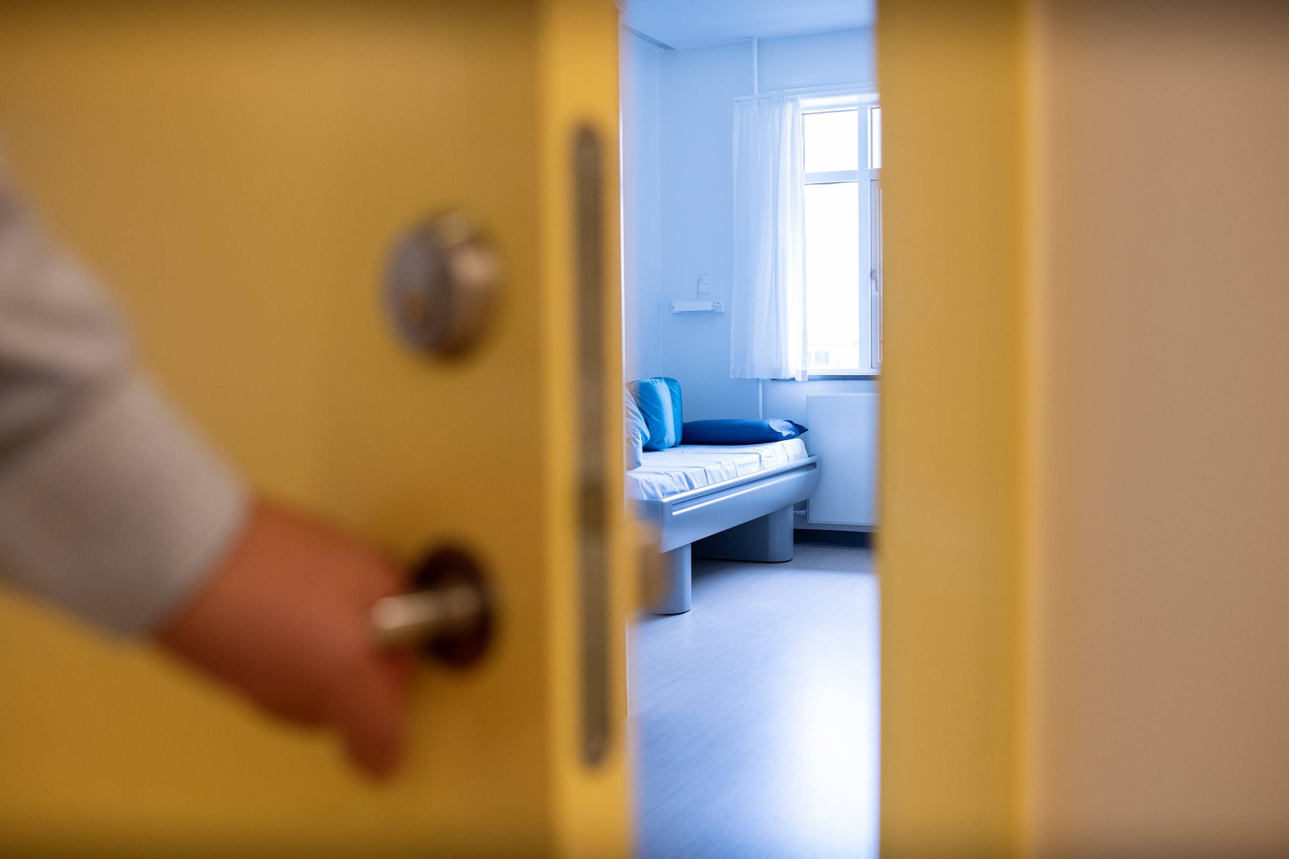 Tilskynde forvisning Tidligere Millioner brugt på tomme sengepladser til farlige psykisk syge