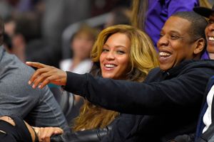 Den amerikanske rapmusiker Jay-Z  har brugt en del af sin formue på at købe WiMP.