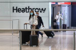 Chefen for Heathrow Airport i London forudser, at flypassagerne må regne med at skulle testes i mange år fremover, selv om der kommer en vaccine mod corona. Foto: Bloomberg/Simon Dawson