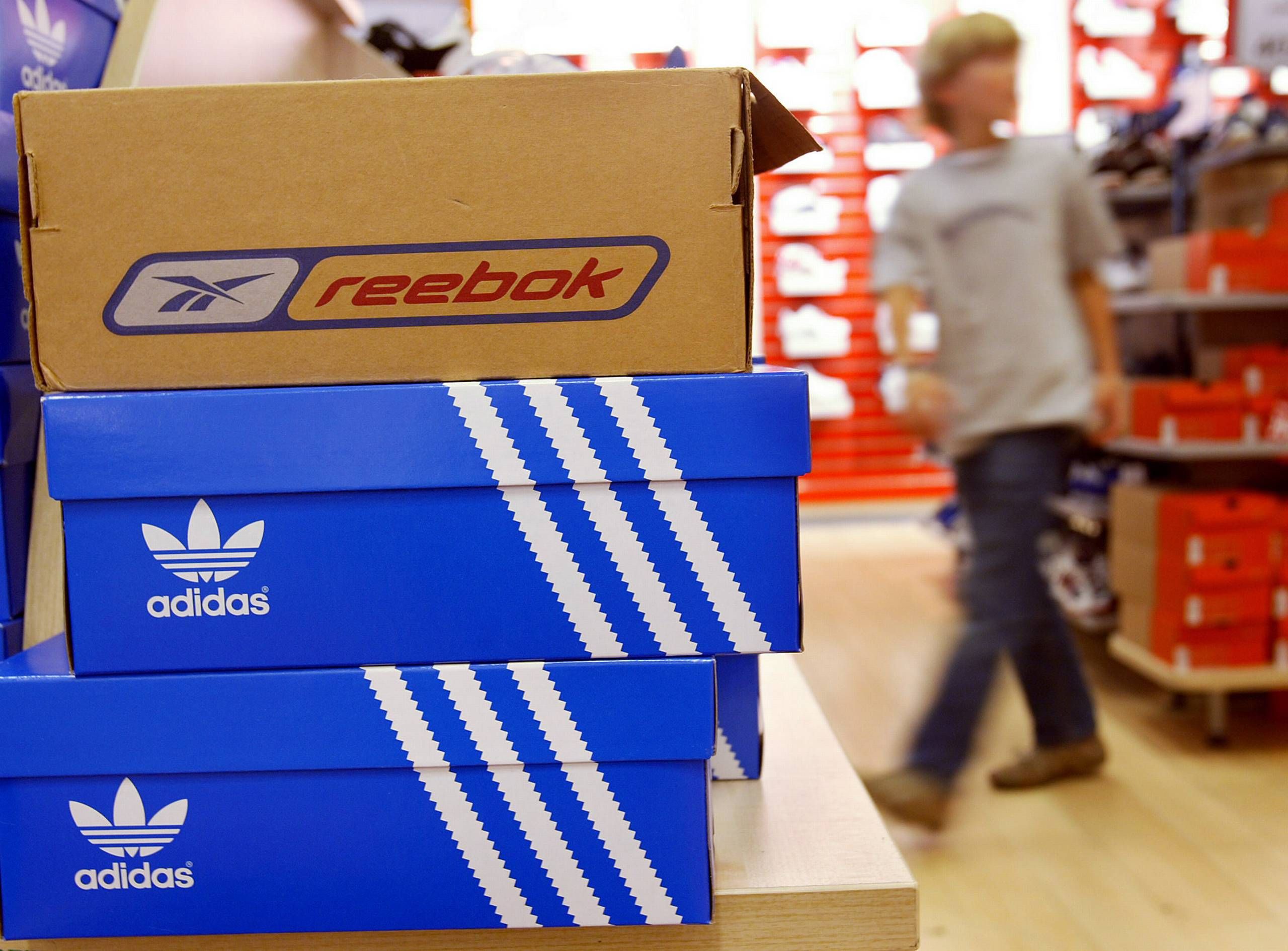 Adidas: Kasper Rørsted til at sælge Reebok