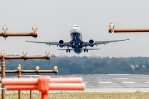 Eine Maschine der Luftfahrtgesellschaft Ryanair startet am 31.07.2014 in Lübeck (Schleswig-Holstein) Richtung Palma de Mallorca. Dies ist nach 14 Jahren der letzte Flug von Ryanair ab Lübeck.