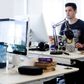 Det er vigtigt, at medarbejderen er en del af det sociale sammenhold på arbejdspladsen. Foto: Mathias Svold.