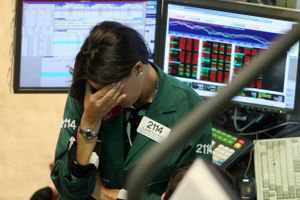 Finanskrisen, der blev udløst med investeringsbanken Lehman Brothers krak i september 2008, synes glemt. Foto: AP/David Karp