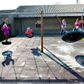 Selvom bofællesskabet for mange er en ideel ramme om deres liv, kan den kollektive livsform hurtigt udvikle sig til uvenskab og konflikter, hvis ikke alle aftaler er på plads fra begyndelsen.