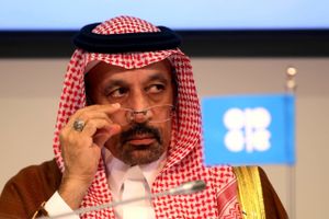Saudi-Arabiens olieminister Khalid al-Falih under under de to dages ministermøde i Wien stået fast på, at han kun vil indgå en ny produktionsbegrænsningsaftale, hvis Rusland deltager. Foto: AP/Ronald Zak