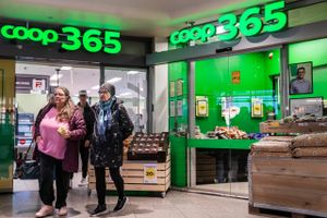 Dagligvarekoncernen Coop Danmark har store ambitioner for dens nye nye discountkæde Coop 365. Den har indtil nu åbnet ca. 50 butikker. Blandt de første i kæden er en butik i Valby. Foto: Stine Bidstrup.  