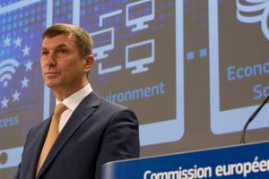 Andrus Ansip, den tidligere estiske premierminister, er nu kommisær med ansvar for det Digitale Indre Marked i unionen.