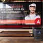 Rundt omkring i gadebilledet hænger plakaterne fra Socialdemokratiets pensionsudspil. Foto: Gregers Tycho