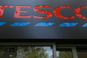 Tesco får underskud på 66 mia. kr. efter kæmpestor nedskrivning. 