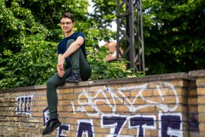 LGBT+ Danmark er blevet kuppet af ekstreme kønsaktivister. Men det er vanvid, mener transseksuelle Marcus Dib Jensen, som er formand for den nystiftede antiwoke-forening Regnbuerådet.  
