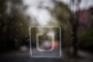 An Uber logo is seen on a car in Washington. Foto: Washington Post photo by Salwan Georges