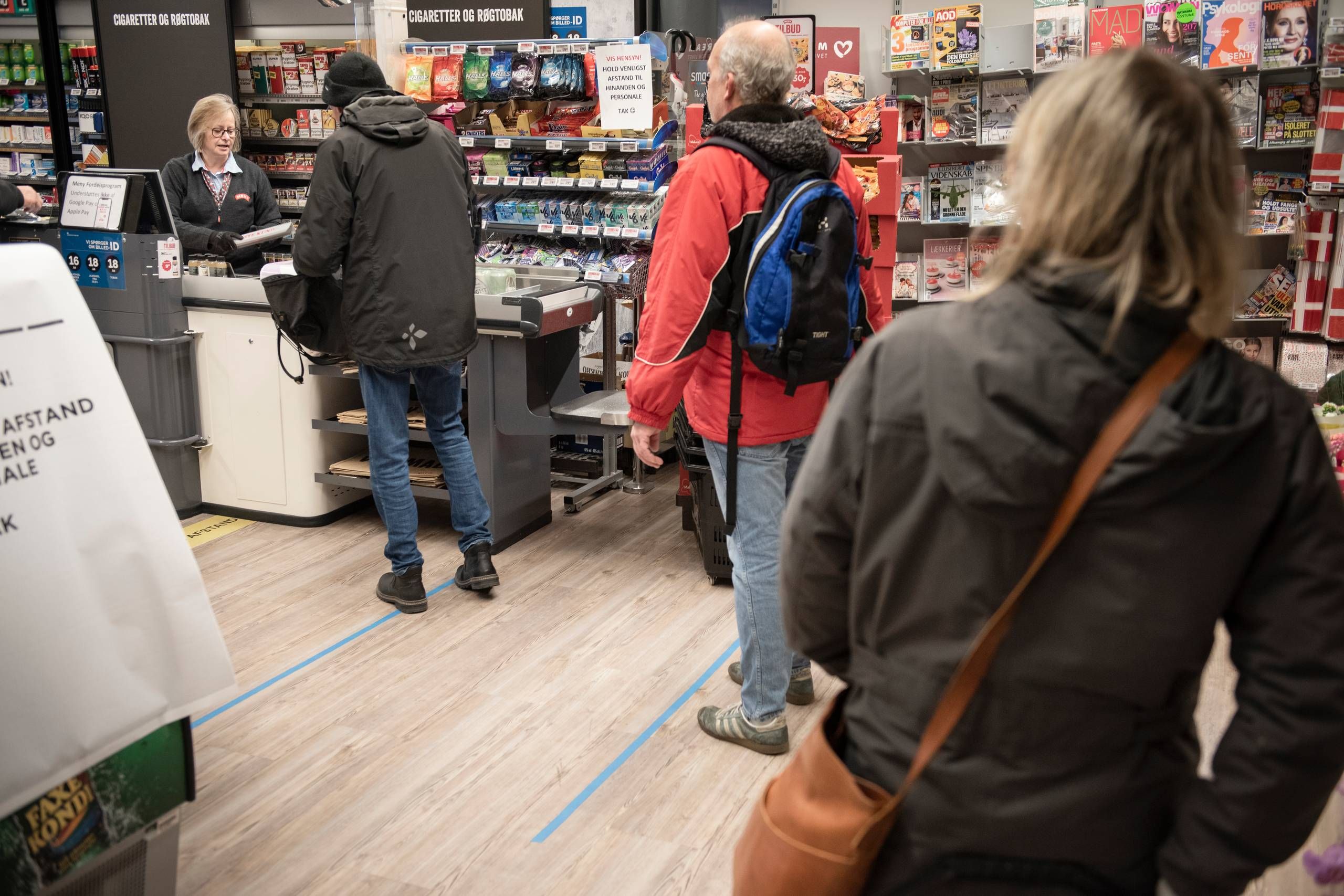 Sommetider Menagerry Slik Coronakrisen: Der skal være længere mellem kunderne i butikkerne
