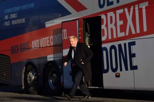 Premierminister Boris Johnson går til valg på at få en handelsaftale med EU inden udgangen af 2020. Men det bliver nærmest umuligt at nå, siger eksperter. Udenrigsminister Jeppe Kofod tror på en mindre aftale, der skal udbygges senere.