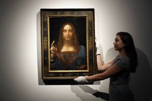 Nogle kalder værket "Salvator Mundi" for »den mandlige Mona Lisa«, men siden det i 2017 blev købt for 2,8 mia. kr., har ingen set det. En ny dokumentarfilm afslører hvorfor. 