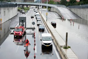 Slutningen af Lyngbyvejen er atter oversvømmet. Foto: Lars Krabbe 