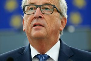 EU Commission President Jean-Claude Juncker delivers his State of the Union address at the European Parliament in Strasbourg, eastern France, Wednesday, Sept. 14, 2016. Juncker, the head of the European Union's executive said that the EU "still does not have enough Union" and that the bloc still needs more united action to move forward in the face of widespread opposition to more centralized powers for the bloc. Foto: AP/Jean Francois Badias