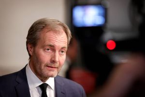 Dansk Folkeparti forventer at gå markant tilbage ved kommunalvalget. Alligevel ser Peter Skaarup lyspunkter.