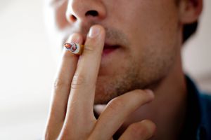 De kommende afgiftsstigninger på cigaretter kommer til at sende handel for 1,3 mia. kr. ud af landet. Især Syd- og Østeuropa kan se frem til øget handel, viser tal fra Skatteministeriet. 