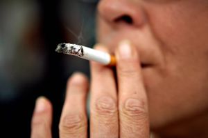 Tobaksindustrien ved House of Prince A/S, Nicoventures Holdings og British American Tobacco har stævnet det danske sundhedsministerium. Sundhedsministeren ser det som bevis på, at regeringen har gjort det rette ved at lægge en masse restriktioner ned over industrien.
