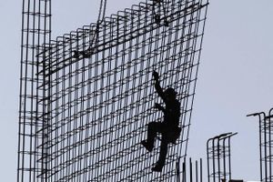Trods modvind har det amerikanske jobmarked overrasket med en ny stigning i maj. 