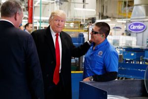Donald Trump har både under og efter sin valgkamp langet ud efter en række virksomheder. Alligevel klarer de firmaer sig lige nu bedre end gennemsnittet på børsen.