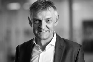 60 år lørdag: Jesper E. Petersen tager med engagement og ejerskab store beslutninger om nye startupvirksomheder og opkøb i NTG's Road & Logistics-division. 