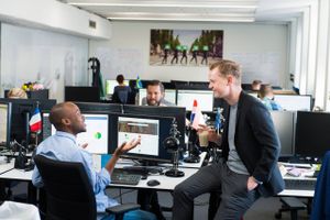 Trustpilot har nu kontorer seks steder i verden – København, New York, London, Melbourne, Berlin og Denver – og beskæftiger cirka 500 medarbejdere.