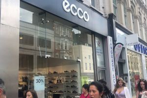 Ecco har egne skobutikker rundt om i verden, som her på Oxford Street i London. Foto: Jesper Olesen.