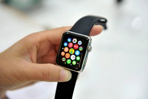 Søgetjenesten Krak bliver tilgængelig i en light-version på Apples smartwatch.