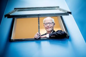 80 år søndag: Lars Kann-Rasmussen dedikerede i en årrække de fleste vågne timer til vindueskoncernen Velux, der har gjort familien bag til en af Danmarks rigeste.