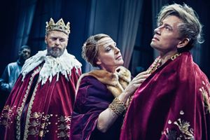 Udmærkede skuespilpræstationer i Det Kongelige Teaters ”Hamlet, Prins af Danmark”, men Morten Kirkskov har fjernet magten fra magtspillet.