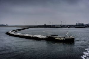 Femern undlod ifølge flere ordførere at informere politikerne om en klokkeklar advarsel. V, LA, DF og SF kræver sagen undersøgt.