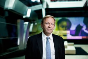 TV 2's nyhedsdirektør Michael Dyrby fratræder sin stilling med øjeblikkelig virkning.