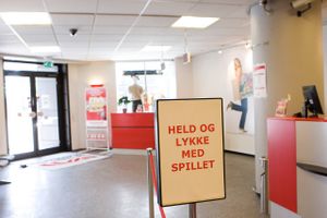 Flere statslige virksomheder kan ryge til salg efter den blå valgsejr, men det vil kræve hårde forhandlinger mellem Venstre og Dansk Folkeparti. Danske Spil og Det Danske Klasselotteri er blandt mulige salgsemner.