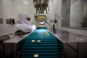 Bayers pilleproduktion i Indien. 