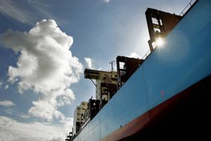 For hver gang to containerskibe rammer vandet i 2017, vil kun et forlade flåden, skriver Alphaliner i en ny analyse. Flådetilvæksten på containermarkedet vil blive mere end dobbelt så stor som i 2016 og er drevet frem af leveringerne af de kæmpestore containerskibe.