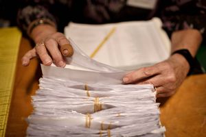 Der er stor forskel på, hvor stor lyst danskerne har haft til at sætte deres kryds ved tirsdagens kommunalvalg. Højest var valgdeltagelsen på et valgsted på Lolland, mens den var lavest på et valgsted i København. 