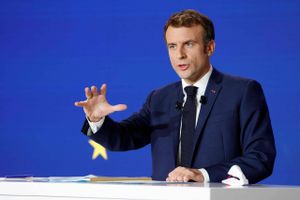 Den franske præsident vil forvandle EU til en stormagt med en fælles industripolitik, der går foran i klimakampen og tager kontrol over sine ydre grænser.