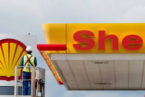 For næste en halv milliard kroner har Royal Dutch Shell her til morgen købt sin britiske konkurrent BG Group.