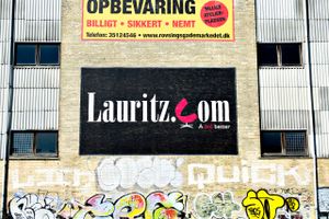 Der er ikke længere tillid til det børsnoterede auktionshus Lauritz.com efter måneder med betalingsproblemer.