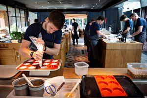 I slutningen af 2024 lukker Noma for sin klassiske restaurantdrift. Det kan svække Danmarks gastronomiske omdømme på kort sigt, vurderer en stribe topkokke.