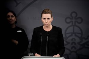 En uvildig ekspertudredning konkluderer, at der ikke var belæg for at sige, at myndighederne anbefalede den nationale nedlukning, sådan som statsminister Mette Frederiksen ellers sagde, da landet lukkede ned i foråret.