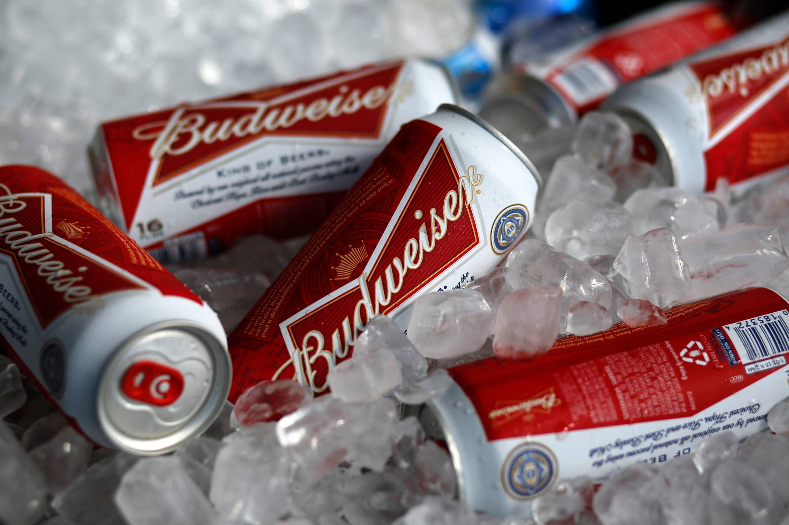 Amerikanerne drikker mindre Budweiser - det gør af ikke