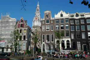 Amsterdam har den højeste gennemsnitspris for en enkelt overnatning i juli, mens Sofia kan tilbyde den billigste storbyferie i sommerperioden. Foto: Monika Dinek