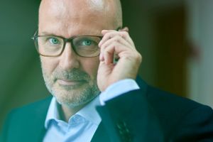 Lars Mørch har gjort sig tanker om, hvordan Jyske Bank kan skærpe sine tilbud til boligkunder, men han vil ikke ændre den nuværende strategi, når han om få uger tiltræder som ny topchef.