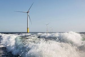 En høj CO2-afgift er nøglen til den grønne omstilling, lyder det fra flere erhvervsorganisationer, efter at Klimarådet fredag har kritiseret en langsom dansk klimaindsats.