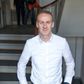 Henrik Kølle er adm. direktør i spilproducenten Hugo Games. Han er også tidligere investor i Endomondo. Nu står han i spidsen for en ny kæde af tandlægeklinikker.