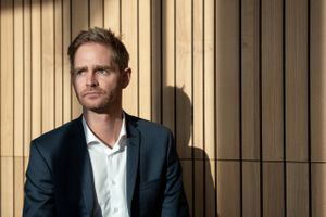 It-virksomheden Bankdata skal reducere regningen til banker, der melder sig ud. Direktør vil have ens vilkår for alle.