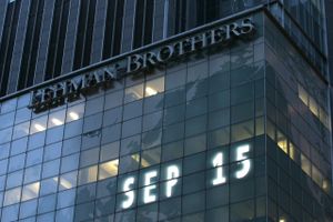 Den amerikanske storbank Lehman Brothers sendte chokbølger gennem finansverden, da den gik konkurs d. 15. september 2008. Foto: Mark Lennihan